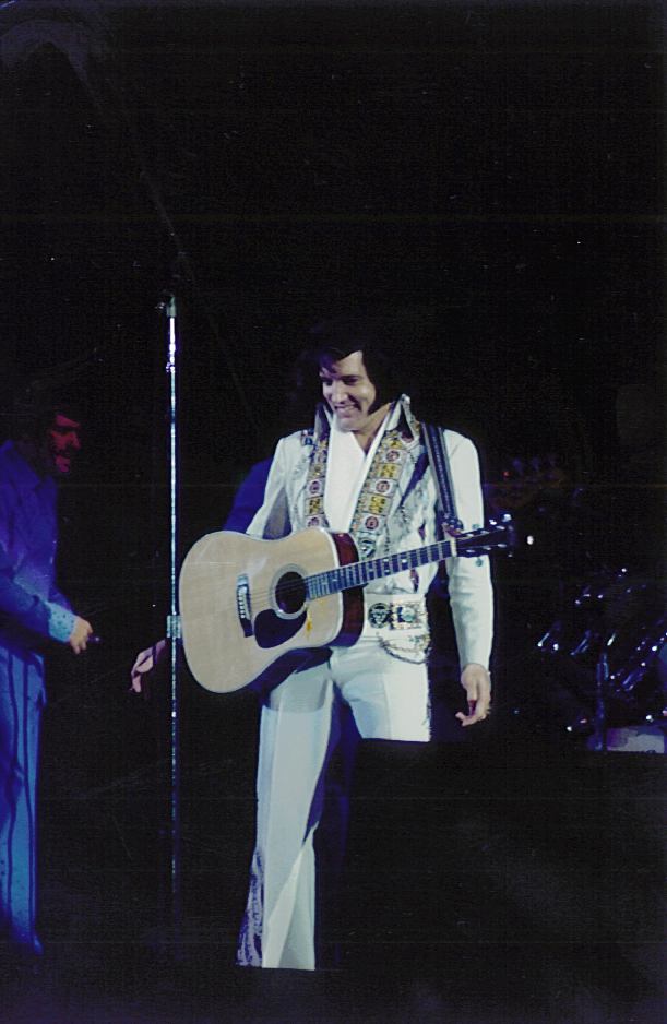 1976-november-30-elvis-presley-2