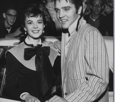 Natalie Wood and Elvis Presley outside the Hotel Chisca - October 31, 1956