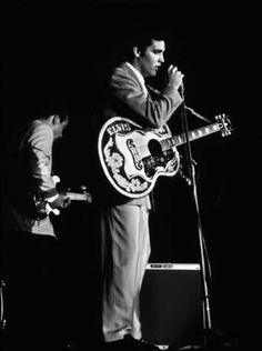Elvis-Presley-DJ-Fontana-and-Scotty-Moore-rock-the-Pan-Pacific-Auditorium-1957-29th-Oct