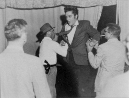 Elvis-backstage-at-the-Heart-O-Texas-Coliseum-Waco-TX-October-12-1956