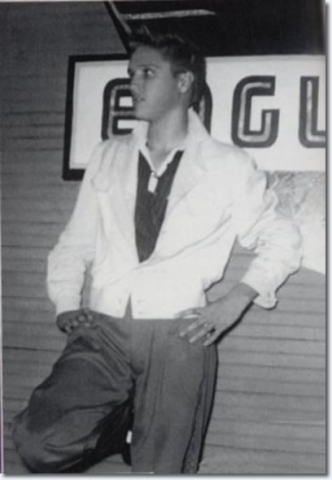 The-Eagles-Nest-1954.-elvis-presley-6-october-1954