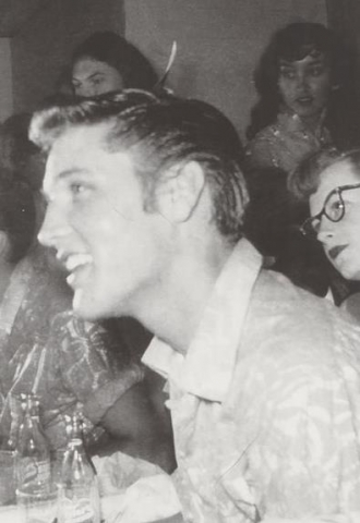 Elvis-Presley-Backstage-Tyler-January-25-1955