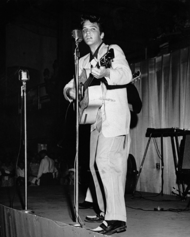 Elvis-on-stage-January-11955