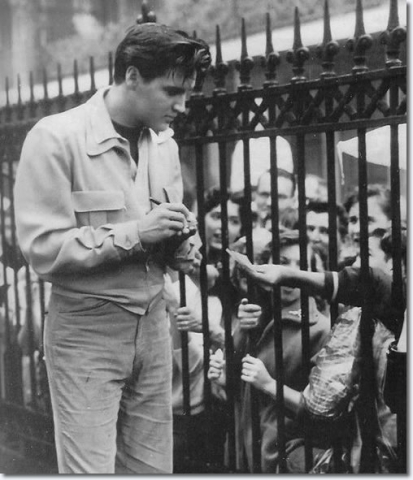 ( The photos were taken january 5 1958 at the set of King Creole )