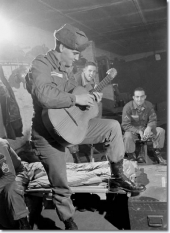 Elvis-Presley-Grafenwoehr-Germany-November-28-1958-9
