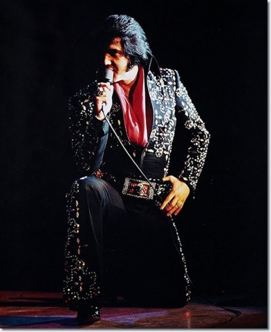 Elvis-Presley-November-18-1972-The-H.I.C.-Arena-Honolulu-Hawaii