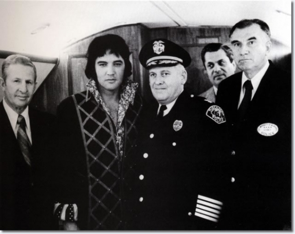 Tuscaloosa-Police-Chief-William-Marable-November-14-1971-elvis-presley