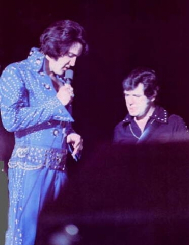november-13-elvis-presley-1972