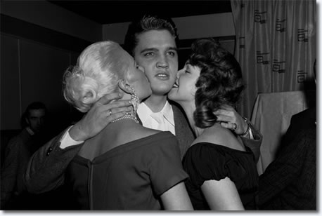 november-23-1956-elvis-presley-2