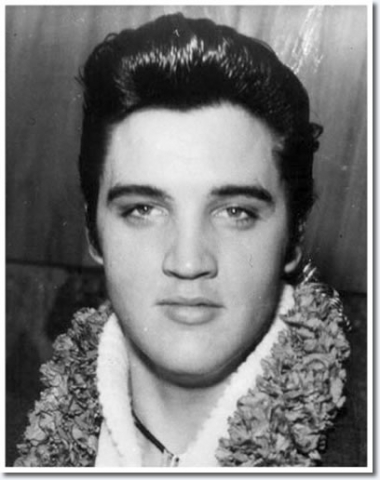 november-9-1957-elvis-presley-3-1