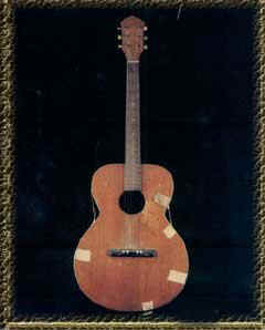 elvis-first-guitar