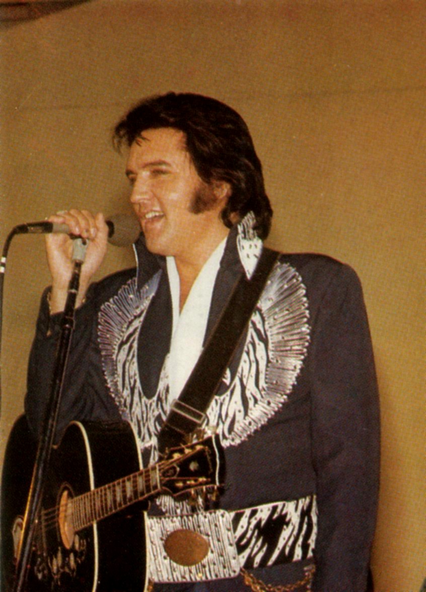 1975 july 9 - Elvis Presley - 4