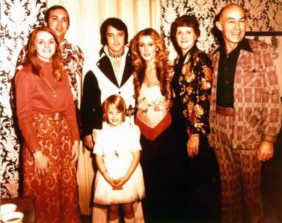 elvis 1974 linda sister Louise 