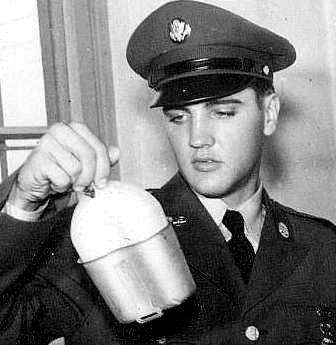 Elvis at the Ray barrack , military U-S base in Germany. October 4, 1958