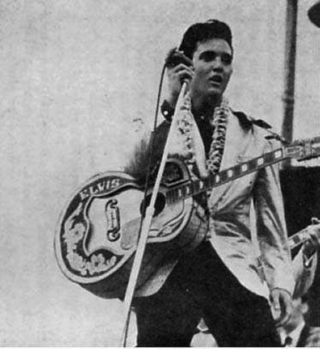 elvis-at-honolulu-stadium-november-10-1957