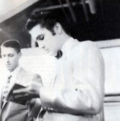 elvis-in-toledo-in-november-22-1956