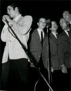 elvis-used-that-jacket-on-stage-in-ohio-in-november-24-1956