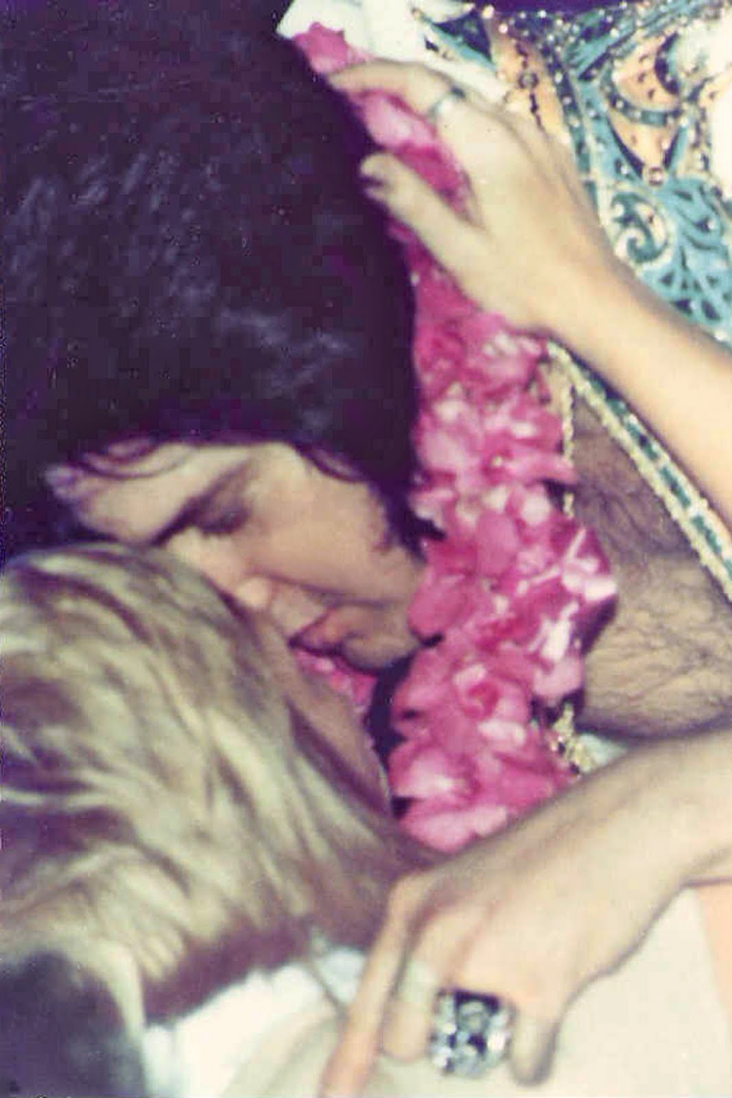 november-28-elvis-presley-5