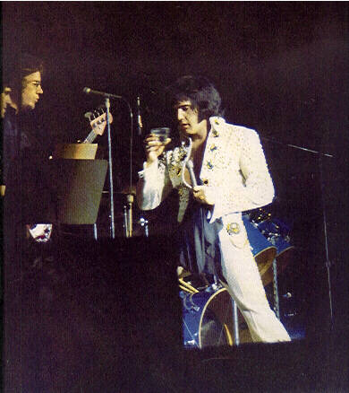 november-13-elvis-presley-4