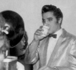 november-22-1956-elvis-presley-5