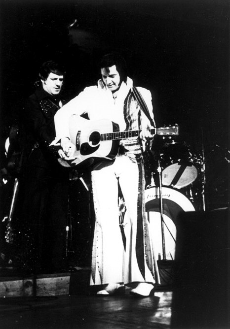 november-25-1976-elvis-presley-2