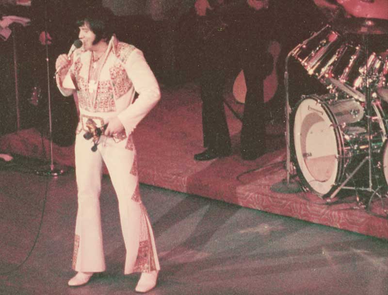 1976-elvis-presley-december-4-elvis-presley-7
