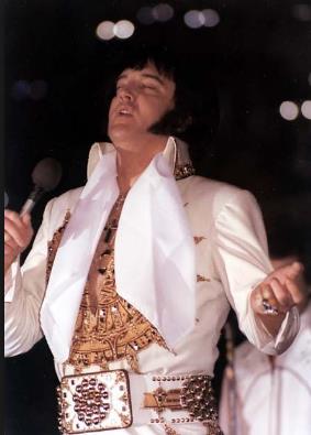 Elvis Presley on stage in Charlotte in february 20 1977 2