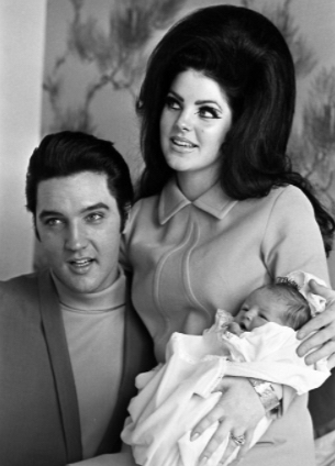 Elvis Presley with his wife Priscilla and their 4 day old daughter Lisa Marie Presley on February 5, 1968 in Memphis, Tennessee. 2