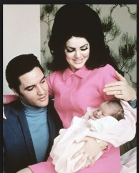 Elvis Presley with his wife Priscilla and their 4 day old daughter Lisa Marie Presley on February 5, 1968 in Memphis, Tennessee. 2