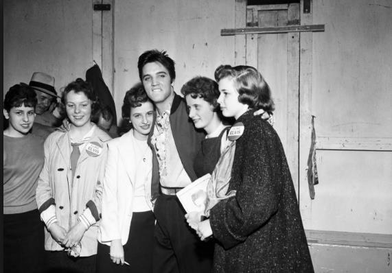 Elvis Presley Live at Memorial Auditorium, Buffalo, NY April 1, 1957 2