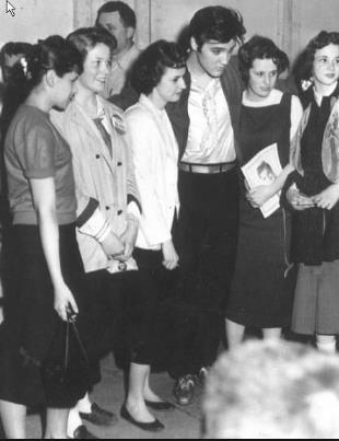 Elvis Presley Live at Memorial Auditorium, Buffalo, NY April 1, 1957 2