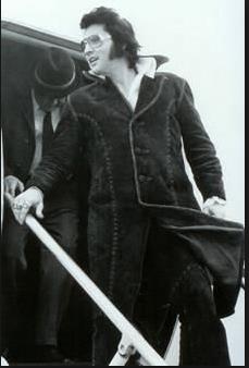 Elvis Presley- April 8 1972 Knoxville, TN
