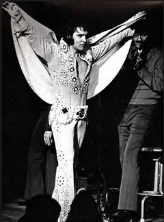 Elvis in concert in Hampton road april 9 1972. 2