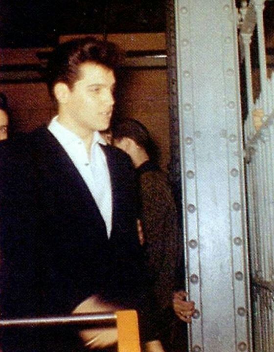 Memphis Central Station, Monday, April 18, 1960 - Elvis besieged by some 200 fans shortly before boarding his train to Hollywood