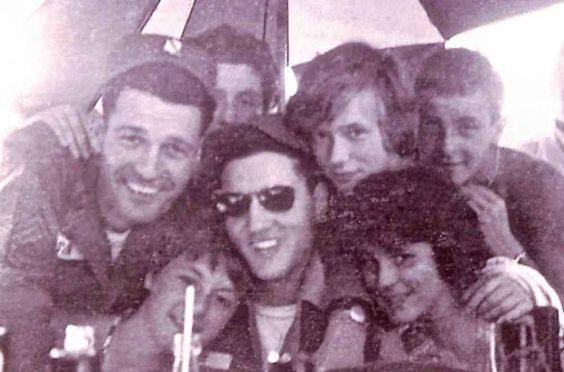 Elvis Presley Photos of the Day February 1