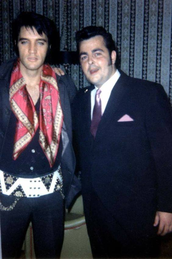 Elvis Presley Photos of the Day February 1