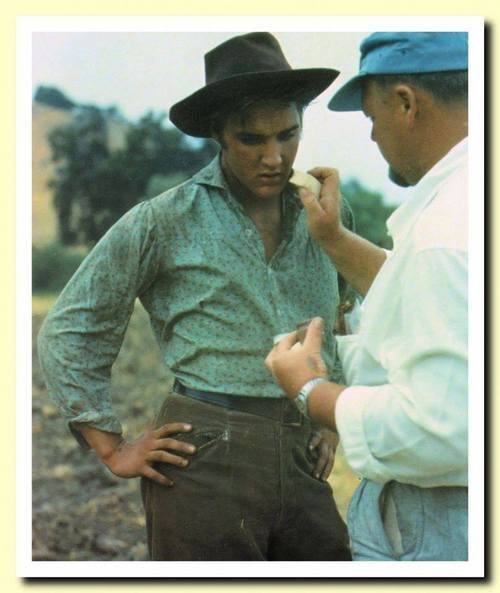 Elvis Presley Photos of the Day February 1