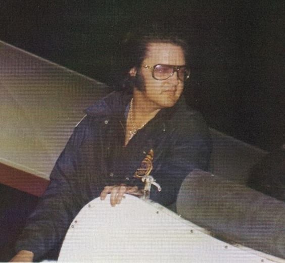 Elvis Presley Photos of the Day February 2 