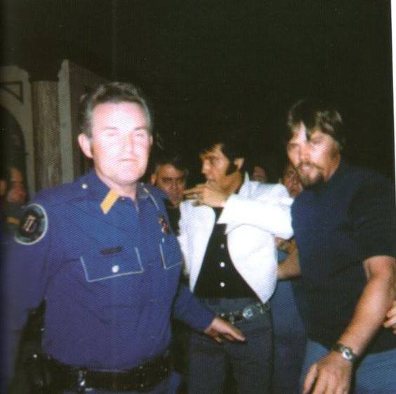 Elvis Presley Photos of the Day January 21 