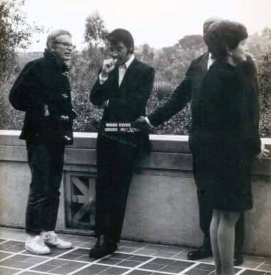 Elvis Presley Photos of the Day January 27