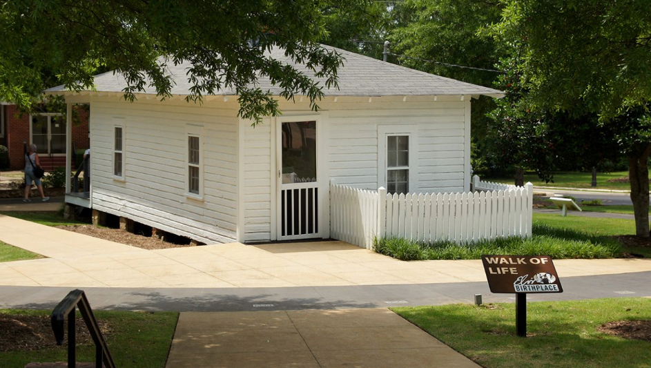 Elvis Birthplace