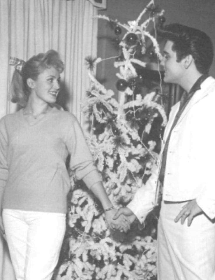 Elvis And Christmas