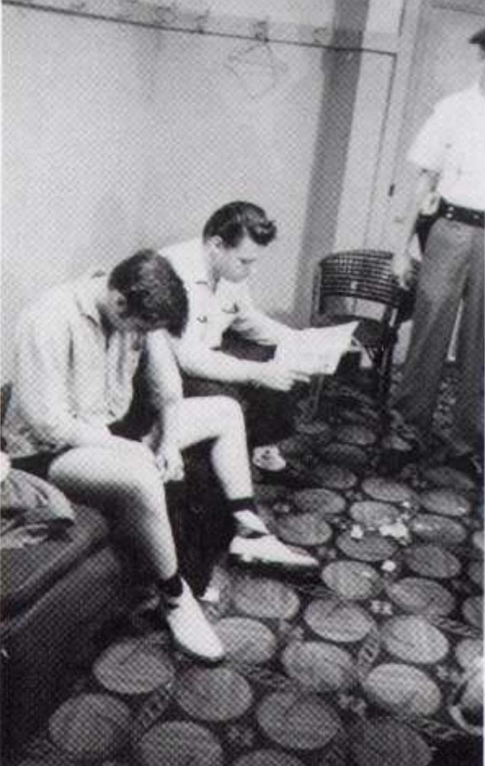 Elvis and the madness of his fans.