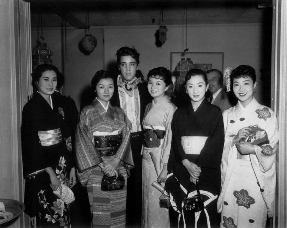 Japanese actresses visiting Elvis while filming movie KING CREOLE