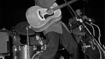 August 3 - Today in Elvis Presley History