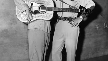 August 5 - Today in Elvis Presley History