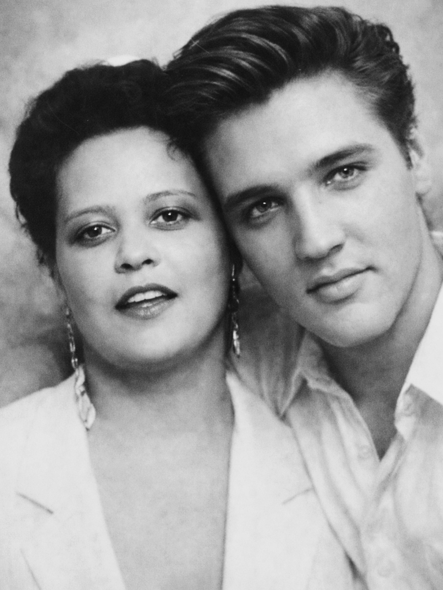 Elvis Presley Relationship Gladys Presley Shared