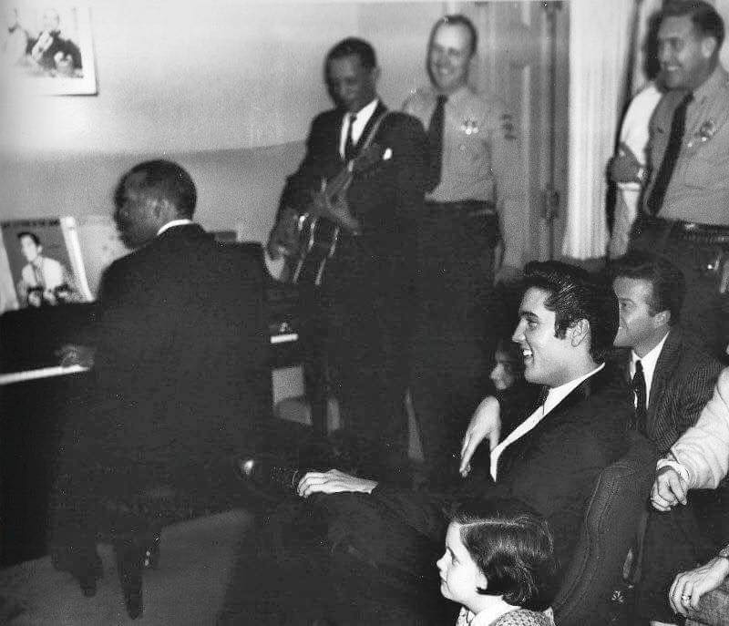 Elvis Presley's Unforgettable Christmas of 1957