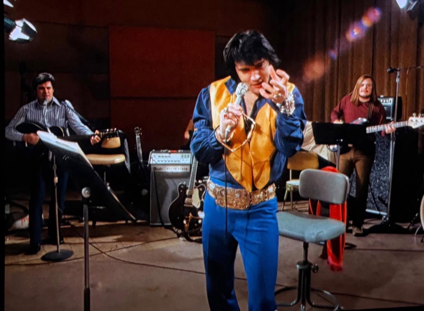 Who is playing bass for Elvis